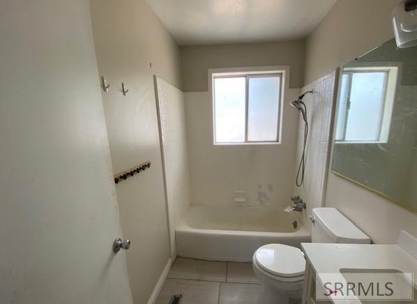 700 Robins Avenue Property Photo 6