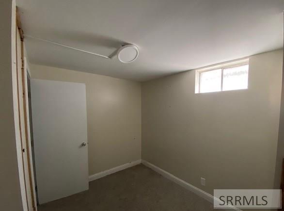 700 Robins Avenue Property Photo 9