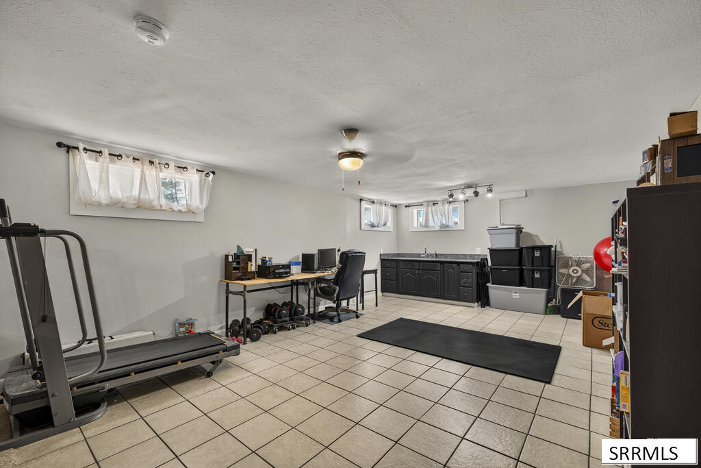 285 N 4100 E Property Photo 22