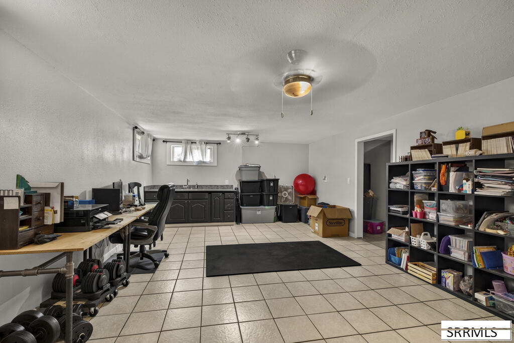285 N 4100 E Property Photo 24