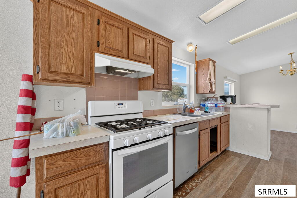 65 N 4700 E Property Photo 8