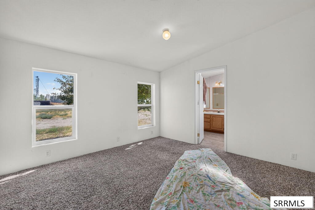 65 N 4700 E Property Photo 9
