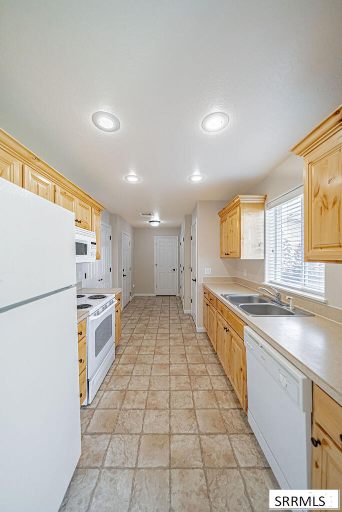 1557 Bullpen Way Property Photo 7
