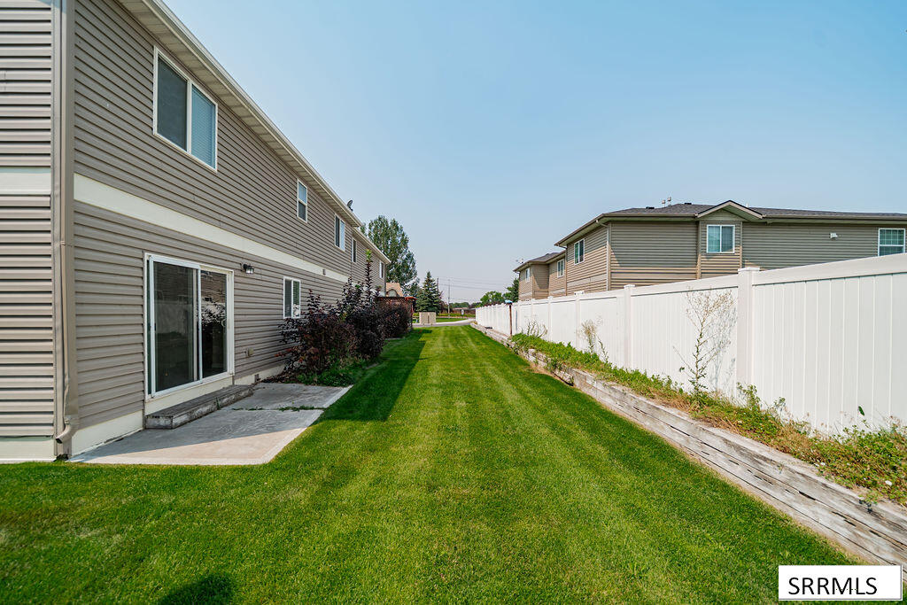 1557 Bullpen Way Property Photo 21