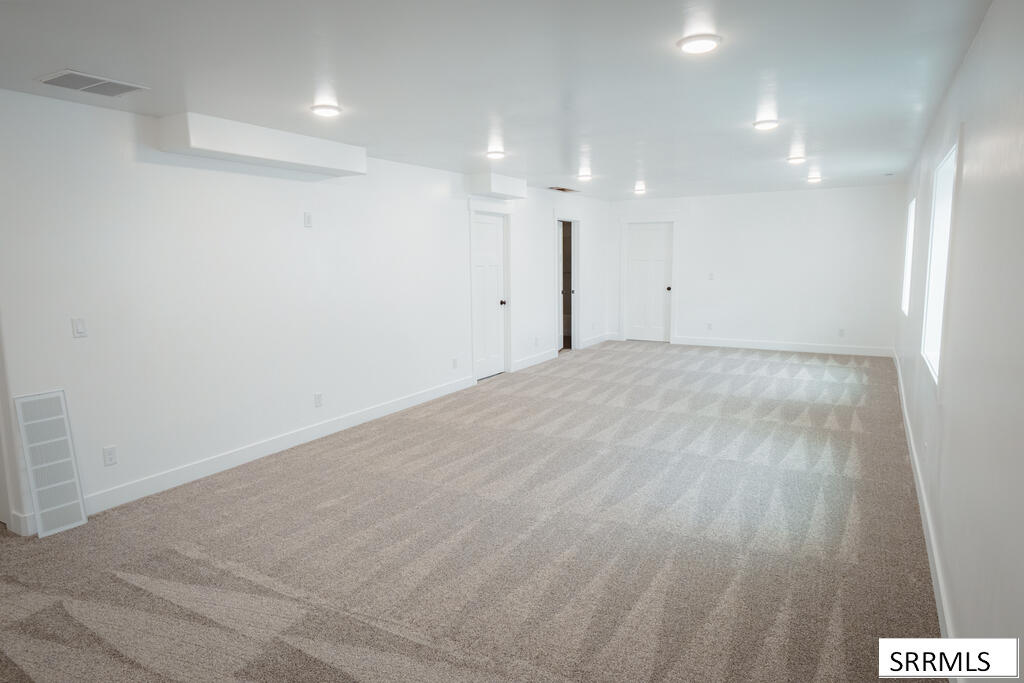 3766 Hidden Valley Drive Property Photo 44