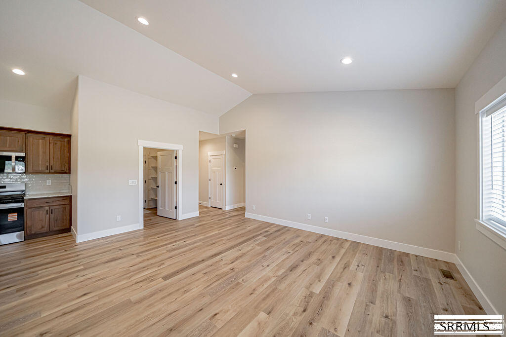 532 Zions St Property Photo 9