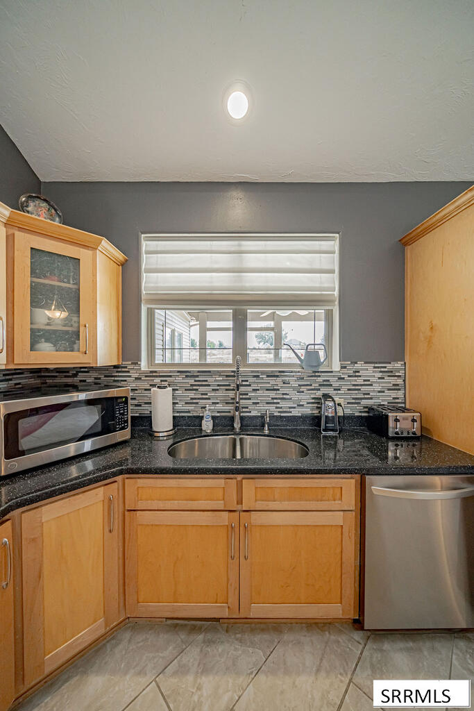 8065 S Blackhawk Drive Property Photo 25