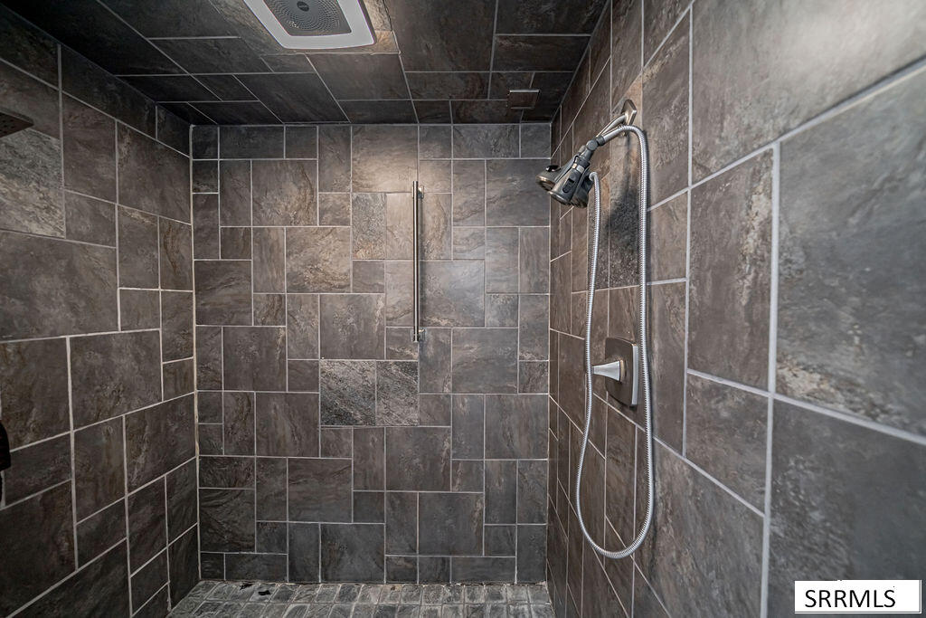 8065 S Blackhawk Drive Property Photo 56