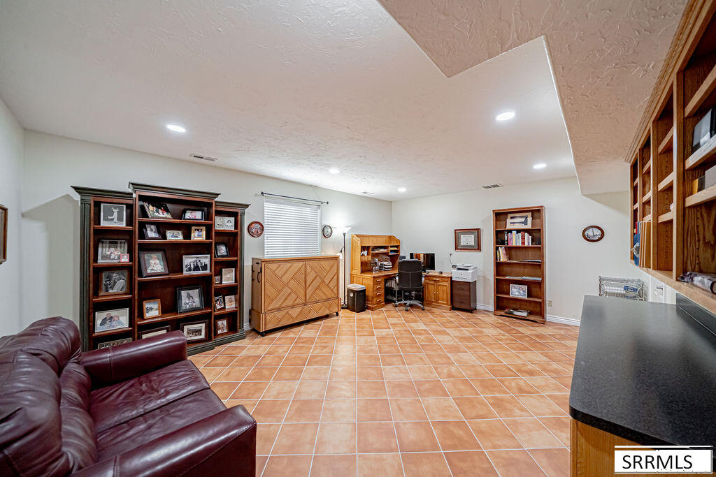 8065 S Blackhawk Drive Property Photo 61