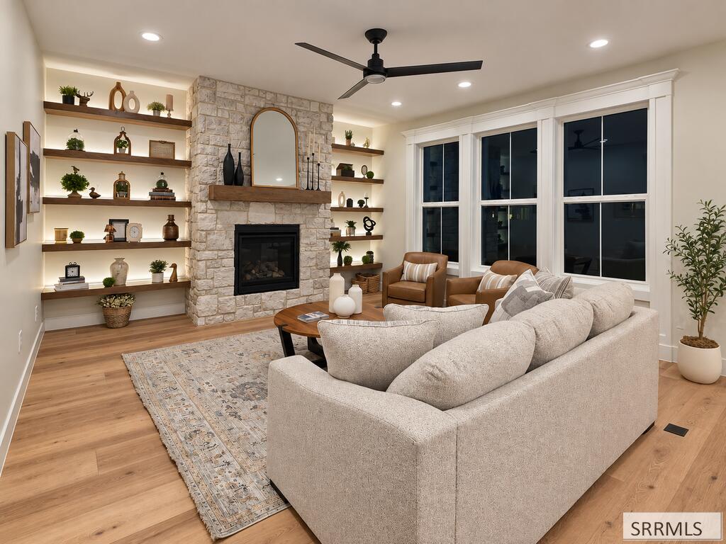 2735 Granite Falls Drive Property Photo 17