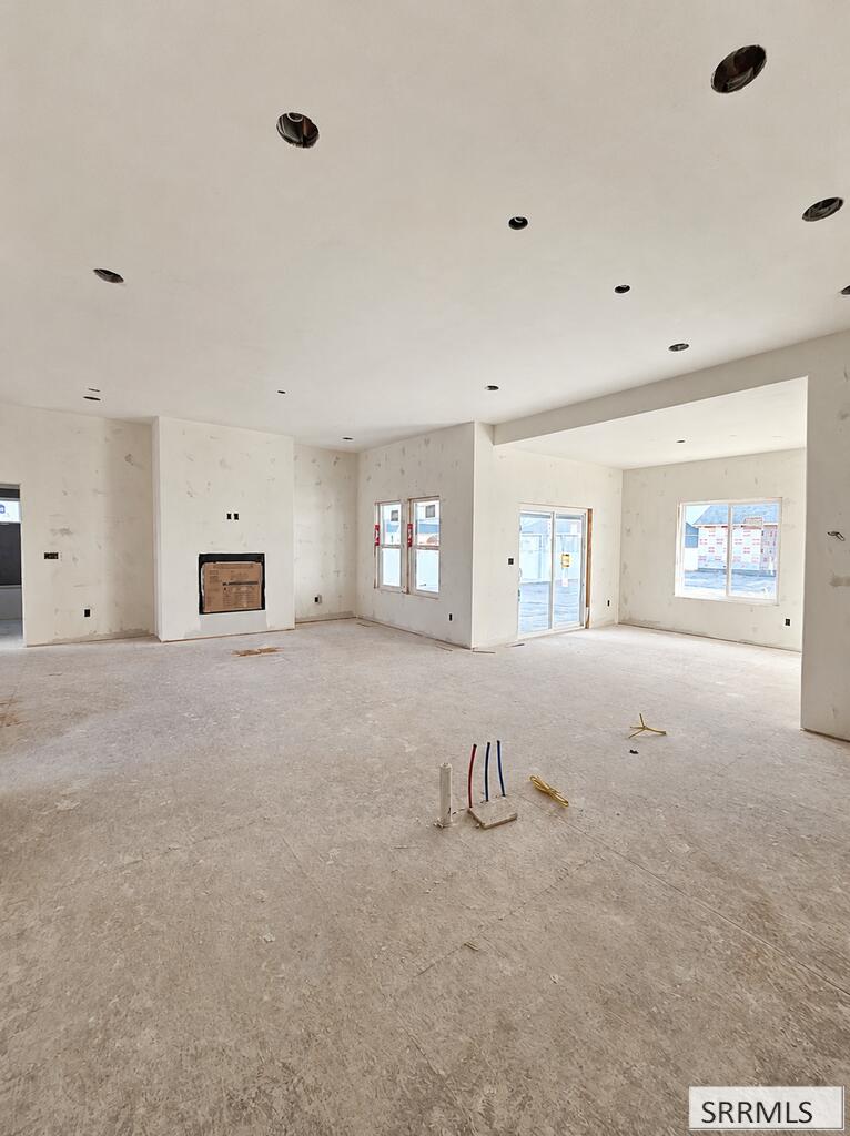 2690 Granite Falls Drive Property Photo 4