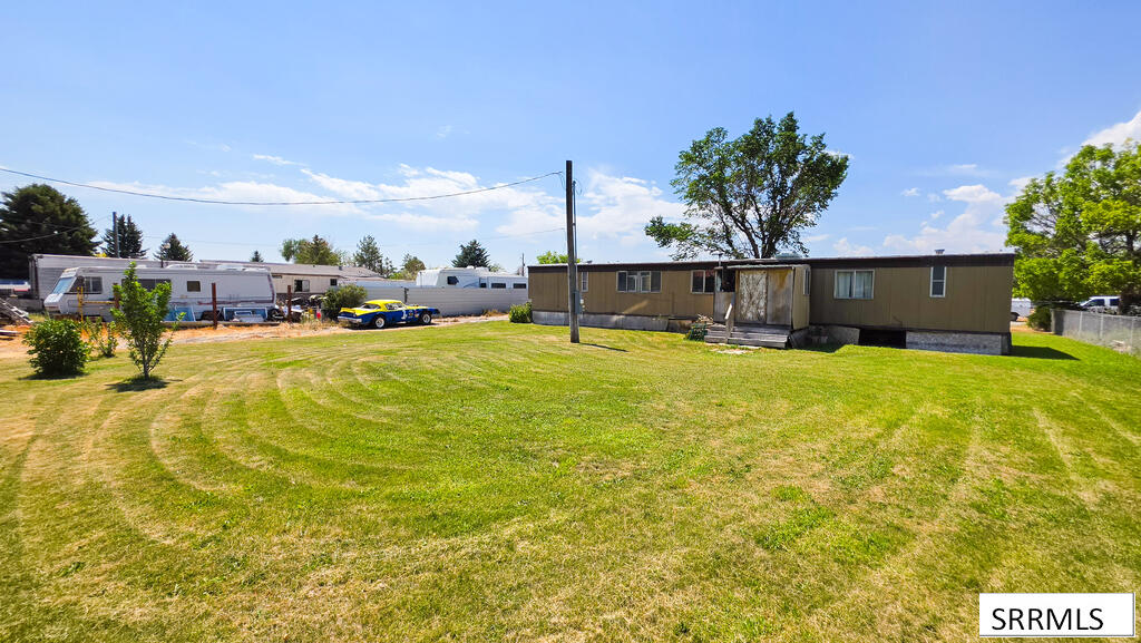 619 Thelma Avenue Property Photo 4