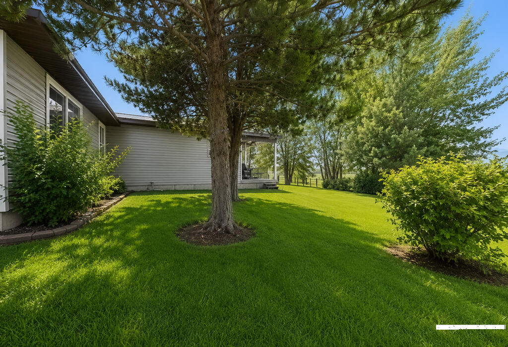 5092 W 563 S Property Photo 7
