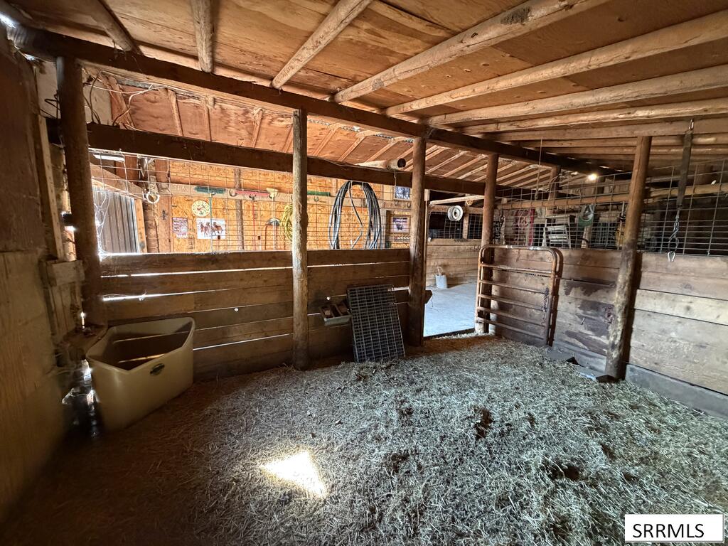 5092 W 563 S Property Photo 17