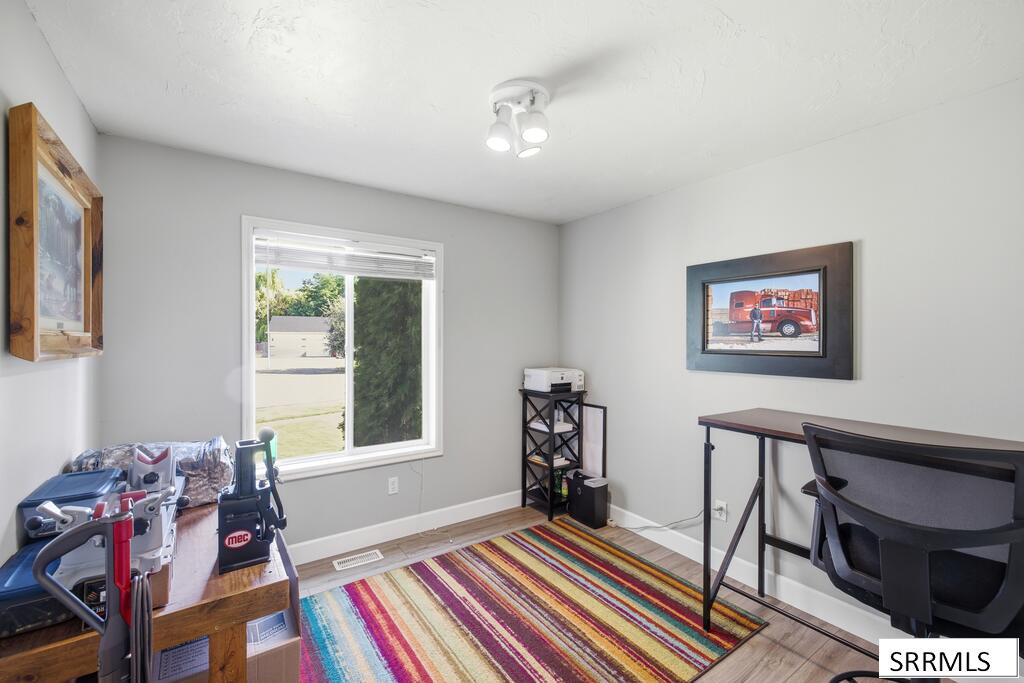4184 E Aschli Lane Property Photo 6