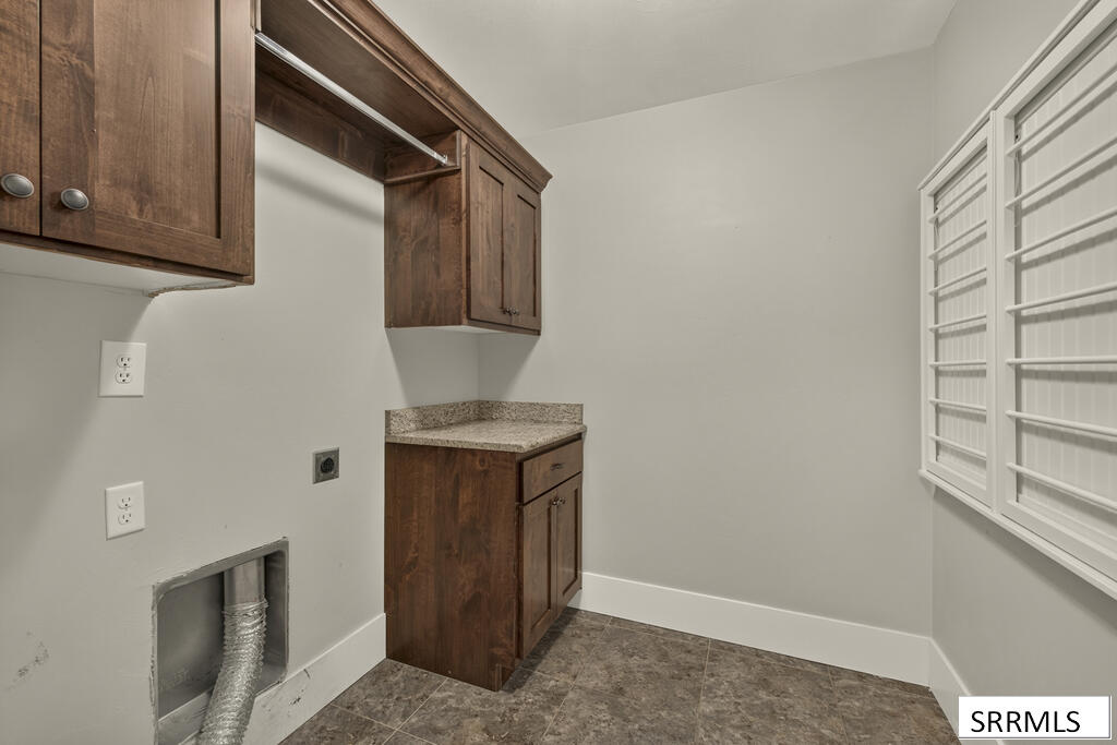 5970 Pheasant Drive Property Photo 22