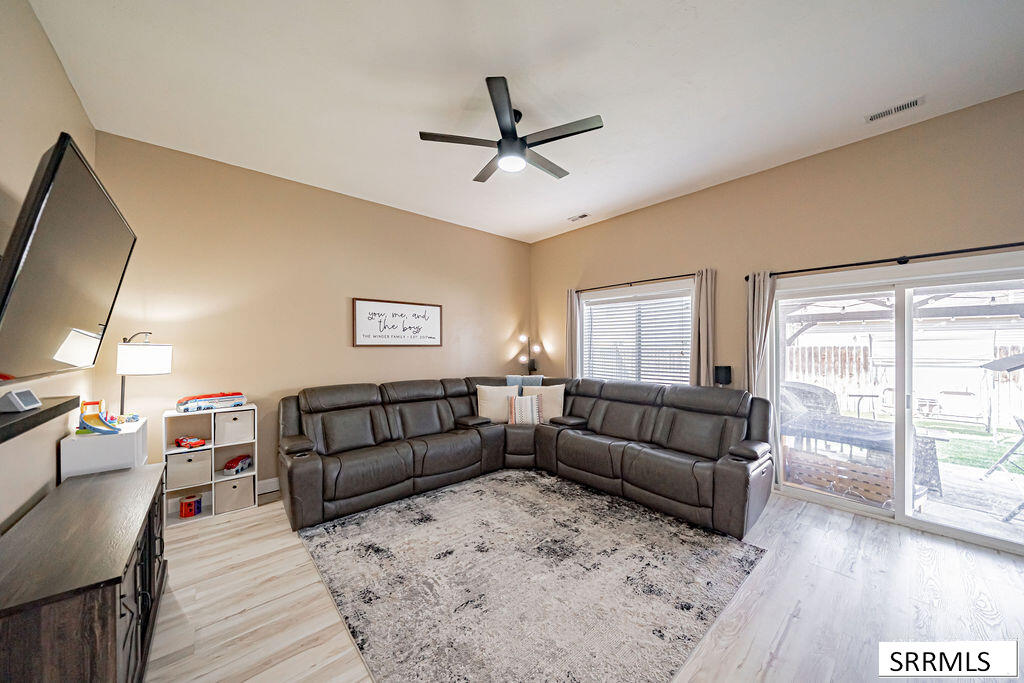 1291 N Hammerstone Drive Property Photo 19
