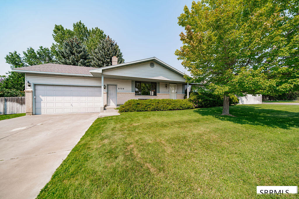 2730 Plommon Street Property Photo 1