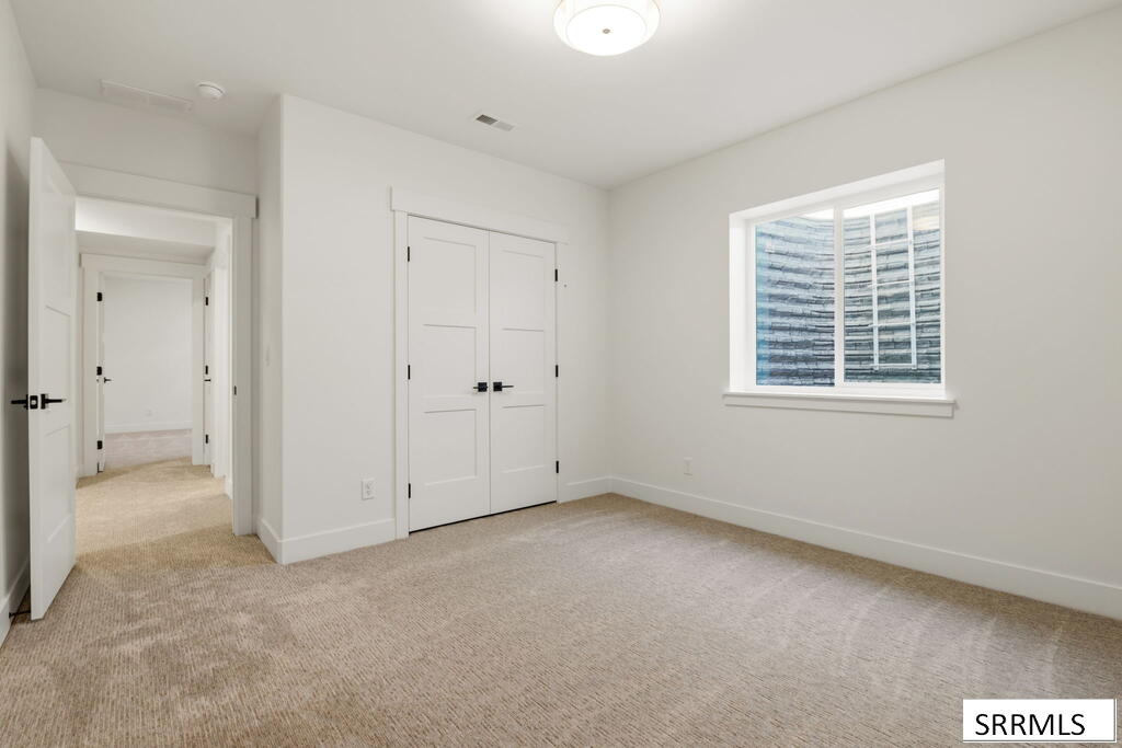 32 N Hemlock Lane Property Photo 29