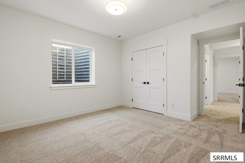 32 N Hemlock Lane Property Photo 30