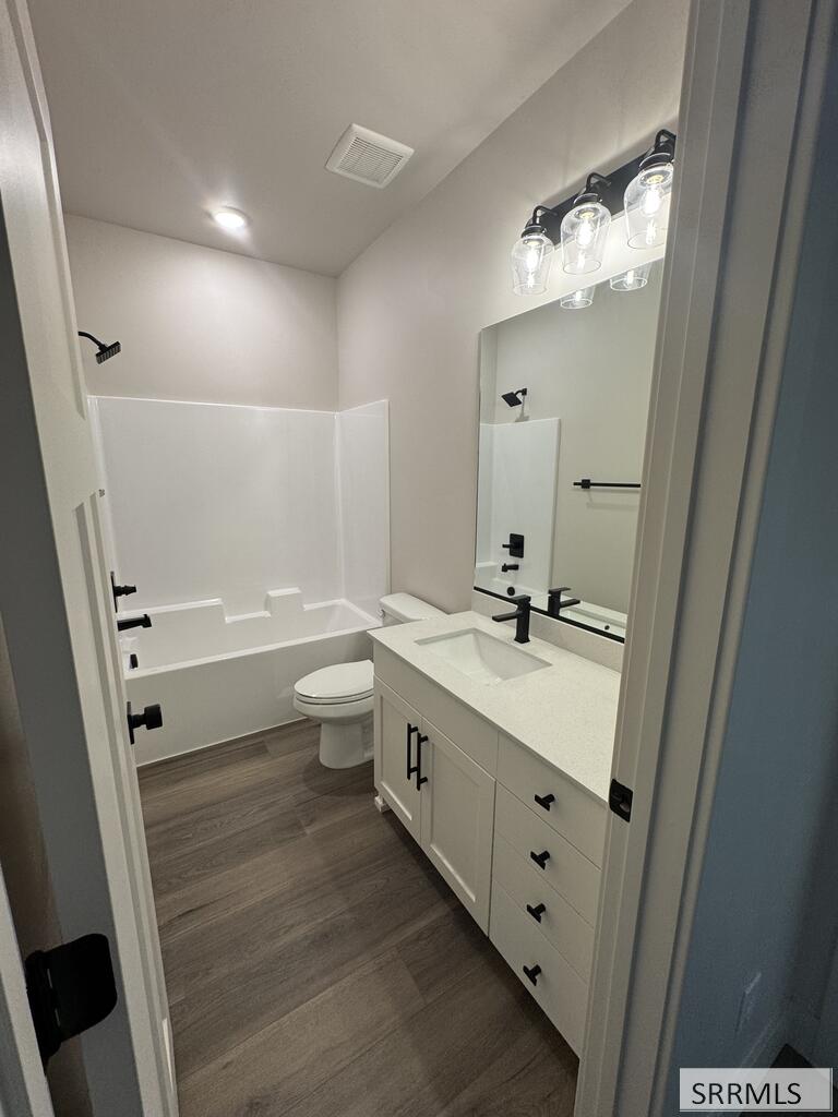 6379 Ender Ln Property Photo 9