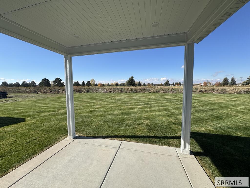 6379 Ender Ln Property Photo 10