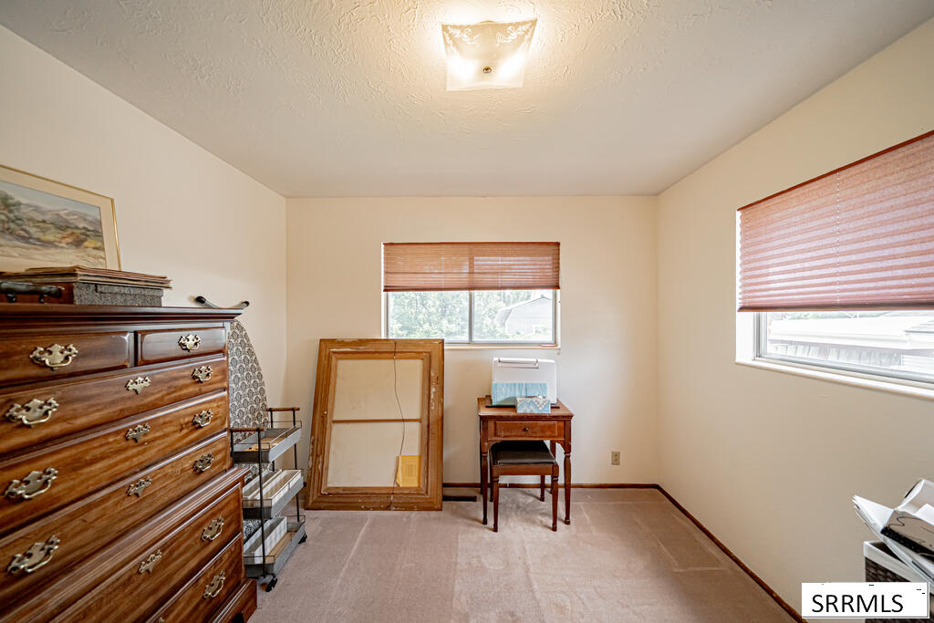 1394 E 21st Street Property Photo 23