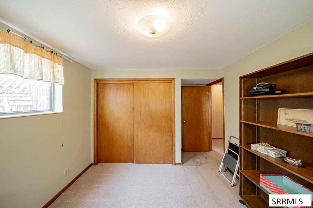 1394 E 21st Street Property Photo 38