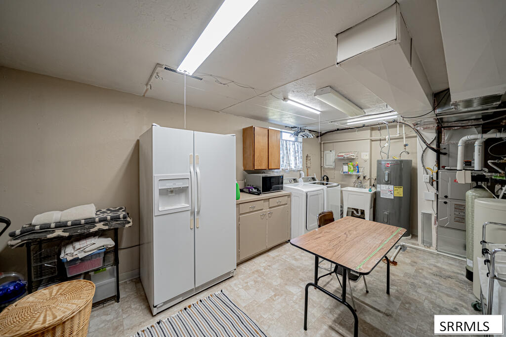 1394 E 21st Street Property Photo 42