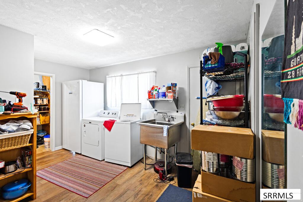 230 Apache Property Photo 23