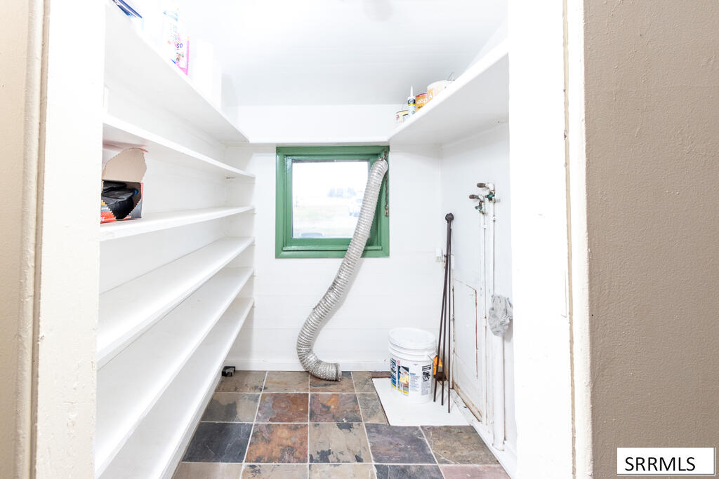 306 N 2600 E Property Photo 17
