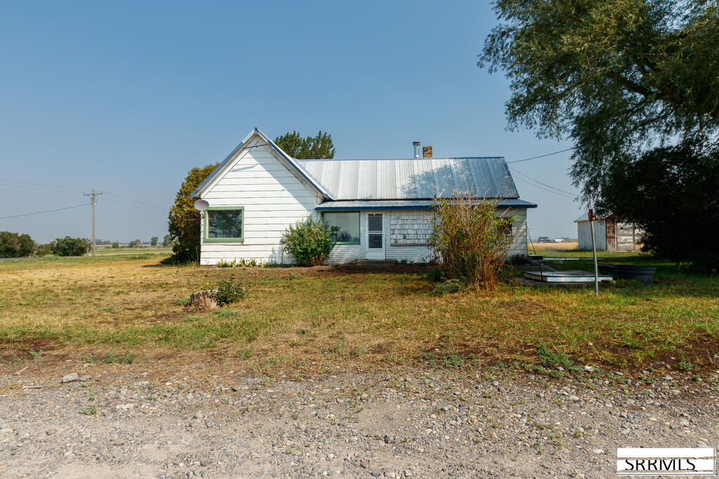 306 N 2600 E Property Photo 24