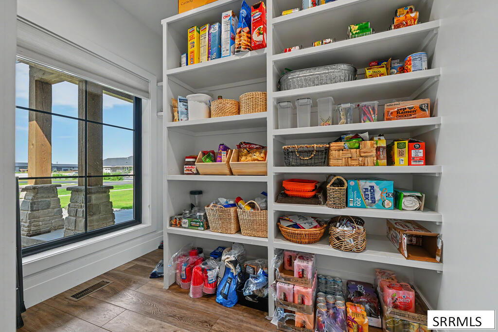 1591 N 885 E Property Photo 14