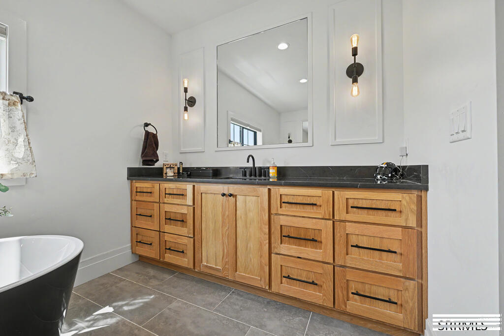 1591 N 885 E Property Photo 21