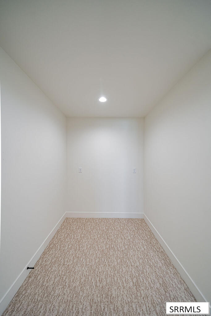 617 Boxwood Drive Property Photo 32