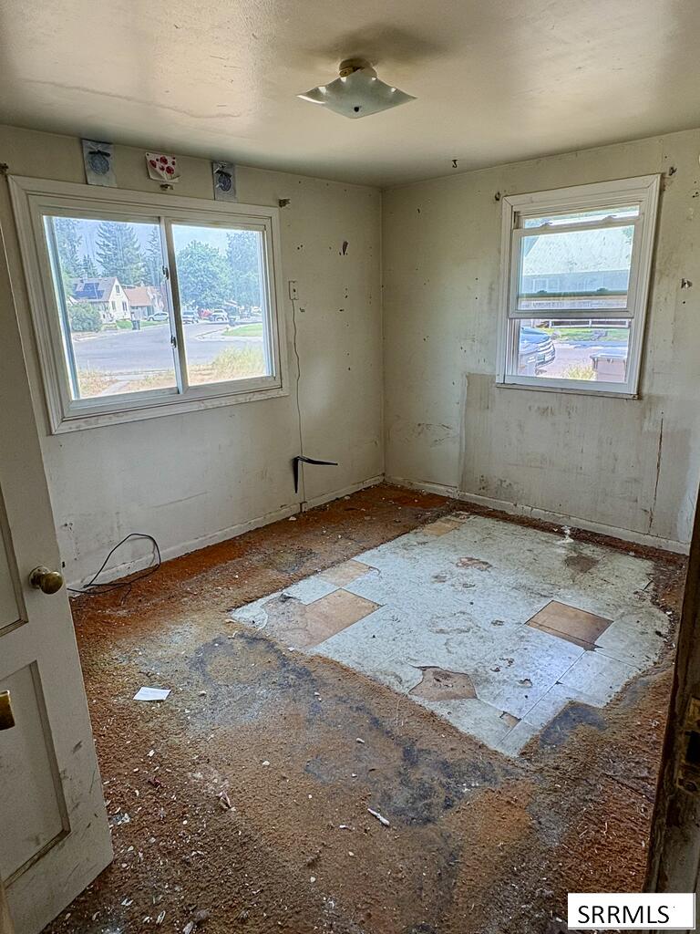 901 Royal Avenue Property Photo 6
