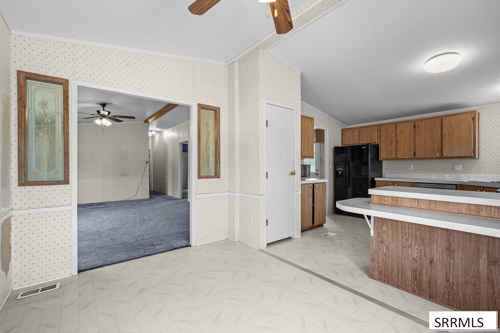 1184 N 1340 E Property Photo 7