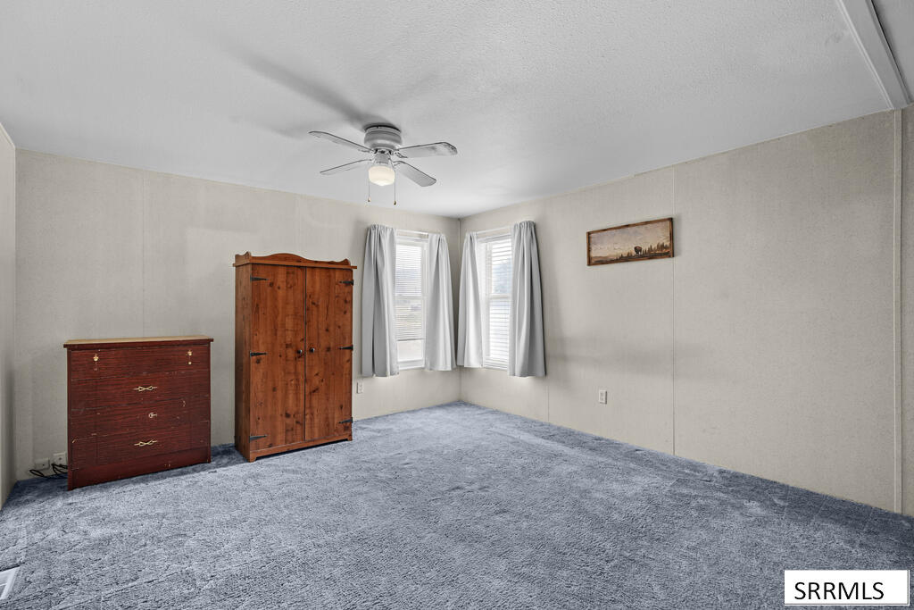 1184 N 1340 E Property Photo 22