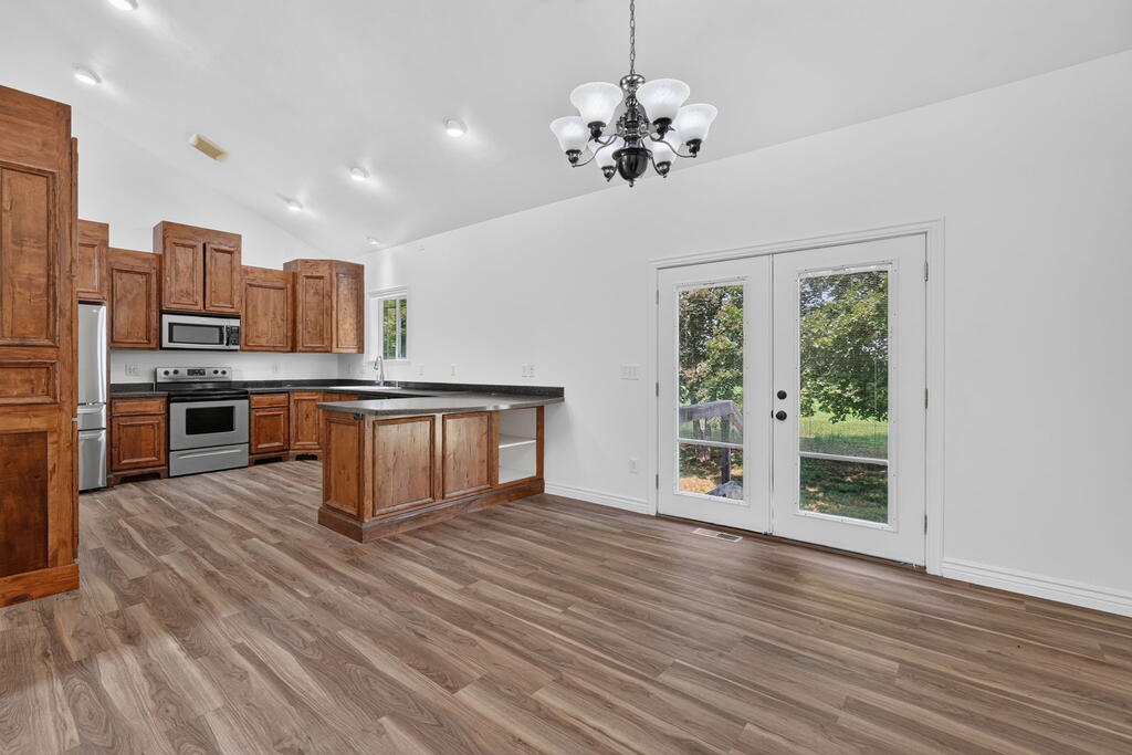 4821 E 150 N Property Photo 11