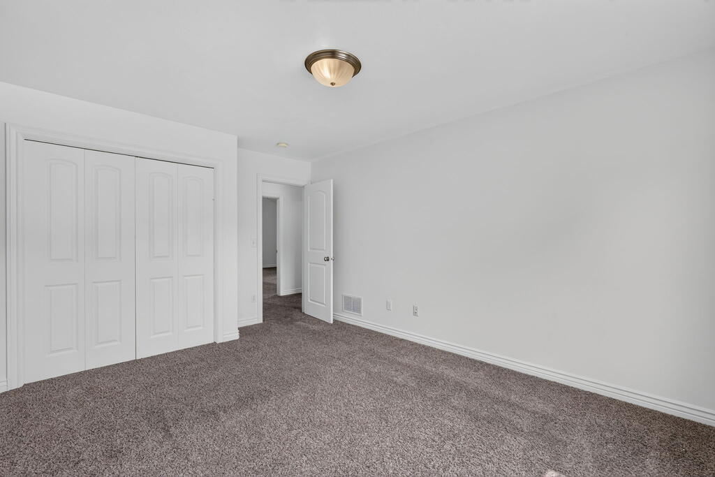 4821 E 150 N Property Photo 20