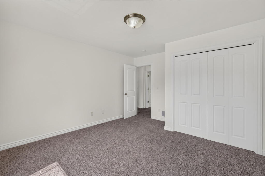 4821 E 150 N Property Photo 21