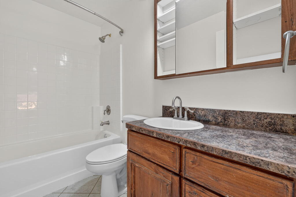 4821 E 150 N Property Photo 22