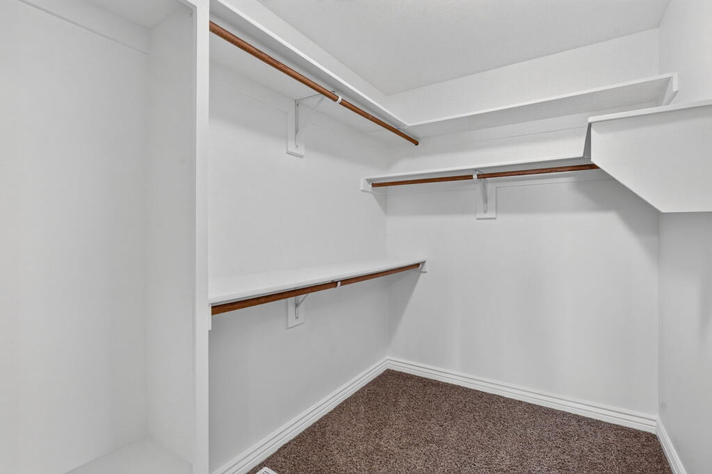 4821 E 150 N Property Photo 29