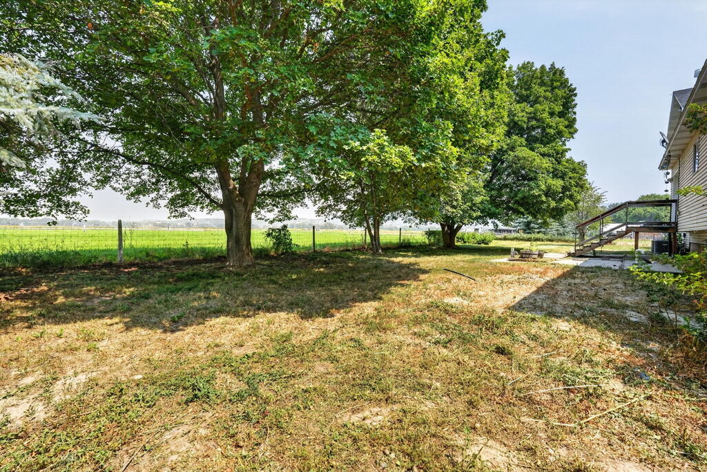 4821 E 150 N Property Photo 34