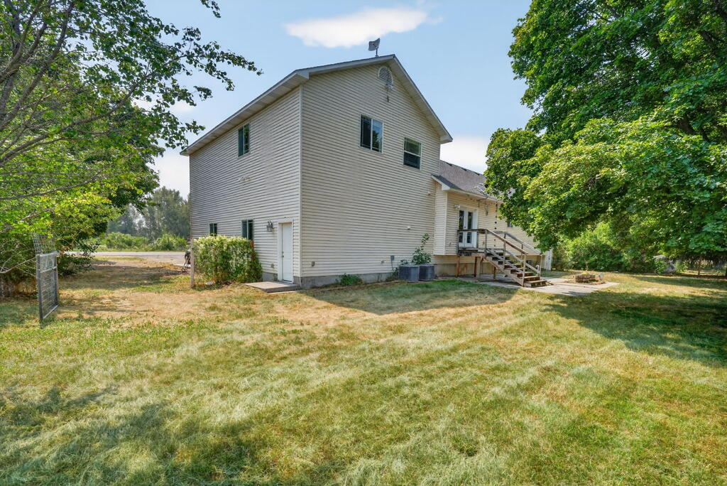 4821 E 150 N Property Photo 36