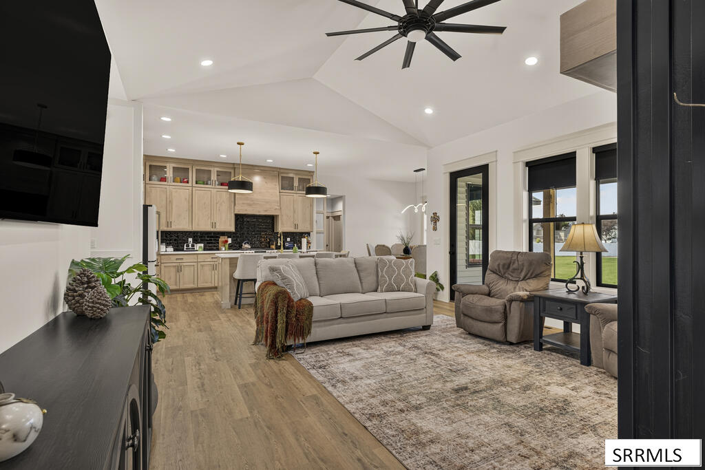 3741 E 331 N Property Photo 10