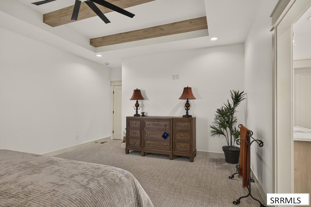 3741 E 331 N Property Photo 21