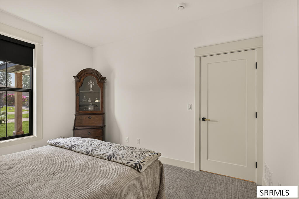 3741 E 331 N Property Photo 29