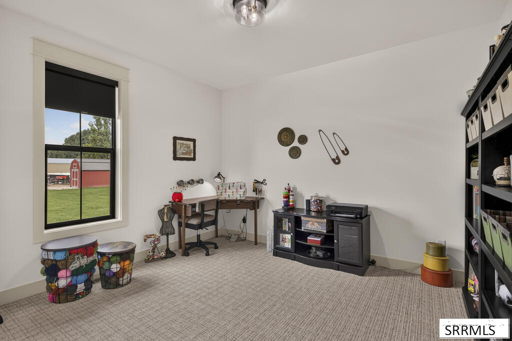 3741 E 331 N Property Photo 38