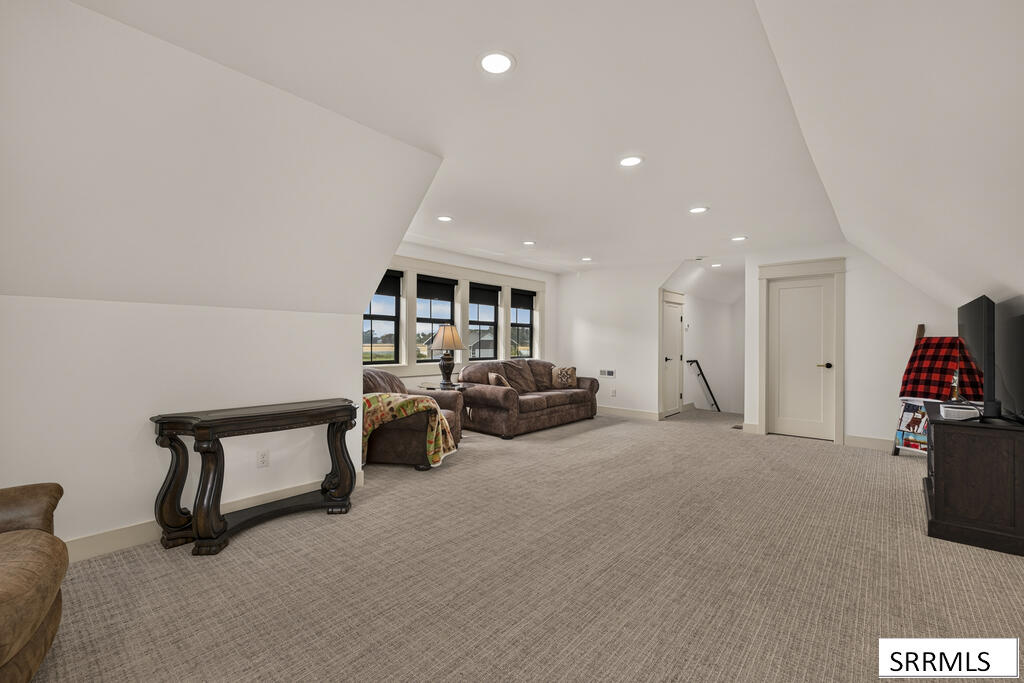 3741 E 331 N Property Photo 48